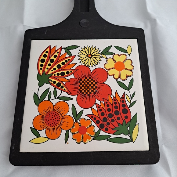Vintage Floral Ceramic and Wood Trivet - Picture 3 of 7